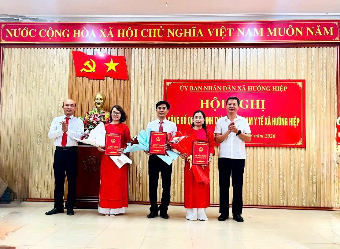 Hướng Hiệp: Công bố Quyết định thành lập Trạm Y tế xã