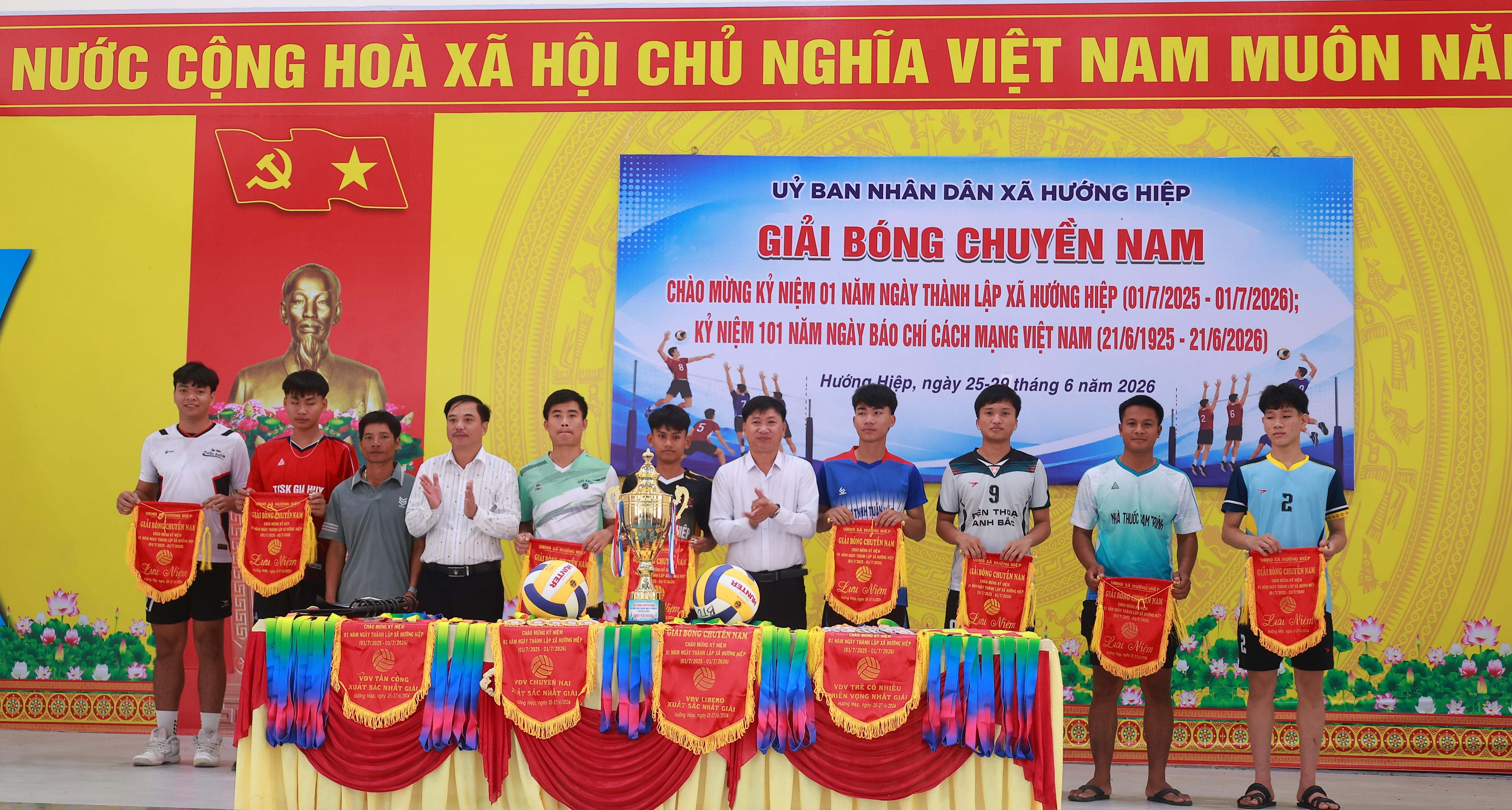 Toàn cảnh lễ phát động