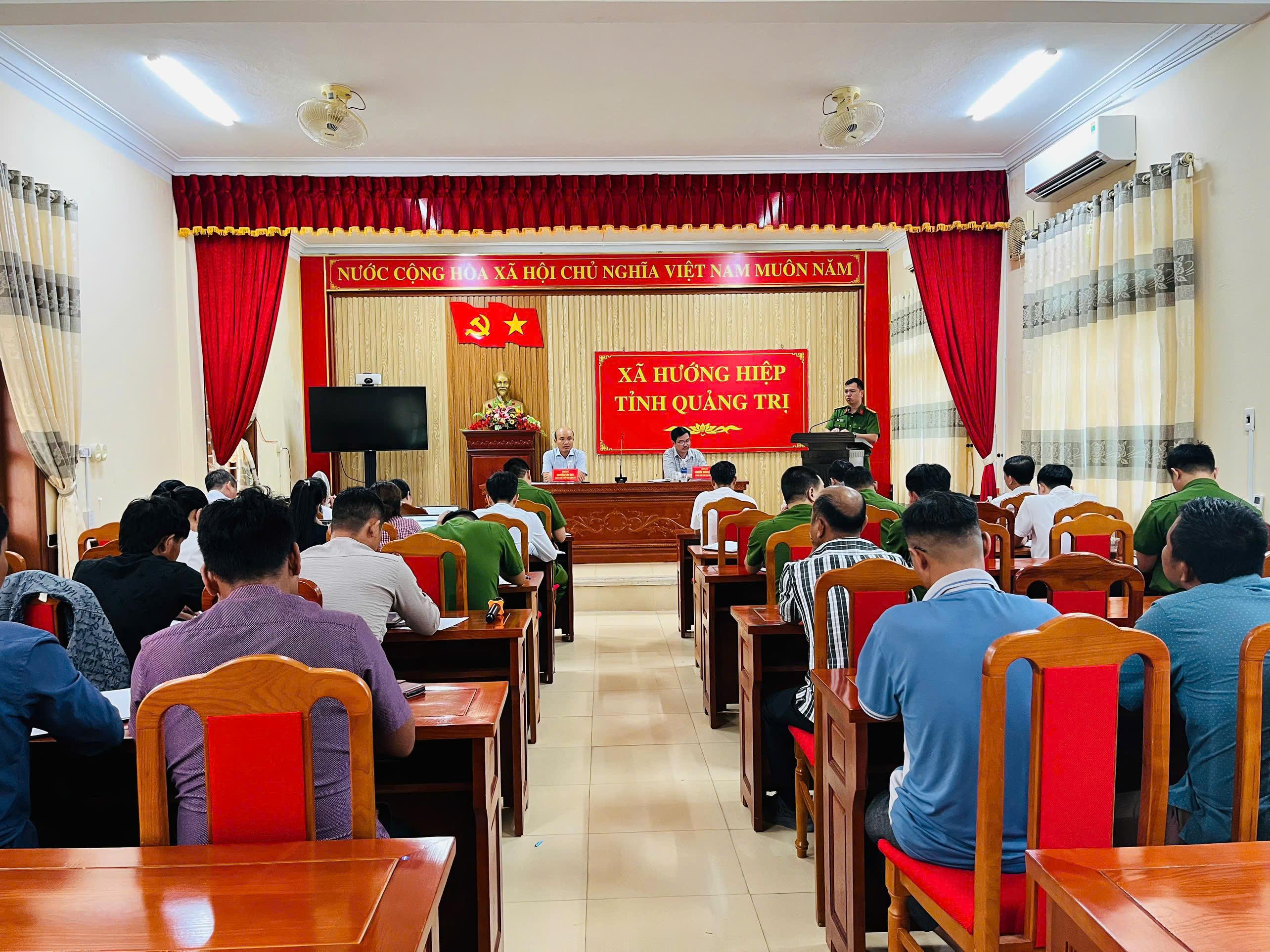 Xã Hướng Hiệp : Triển khai đợt cao điểm thực hiện các chỉ tiêu đề án 06